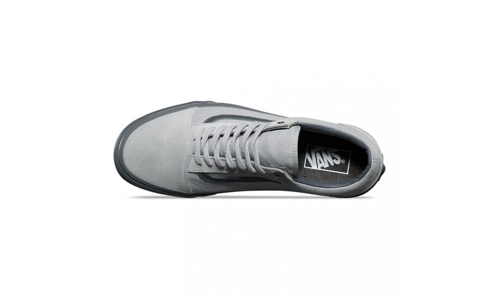 Vans grey and store black old skool